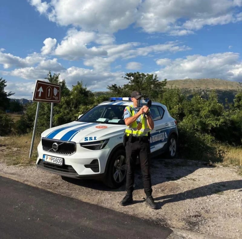 Tokom vikenda sankcionisano 1,5 hiljada vozača, uhapšeno 56