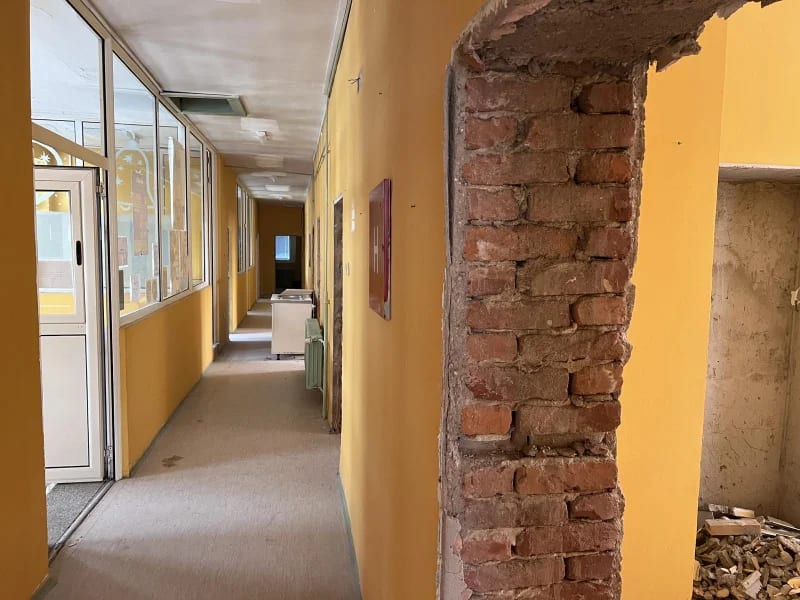 FOTO: Vrijeme je bilo – u toku rekonstrukcija odjeljenja pedijatrije i dječijeg dispanzera
