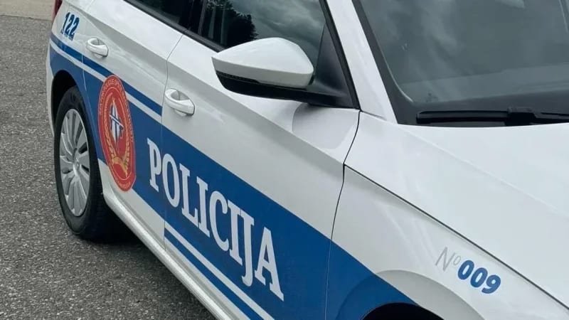 Četrnaestogodišnjak stradao prilikom prevrtanja viljuškara